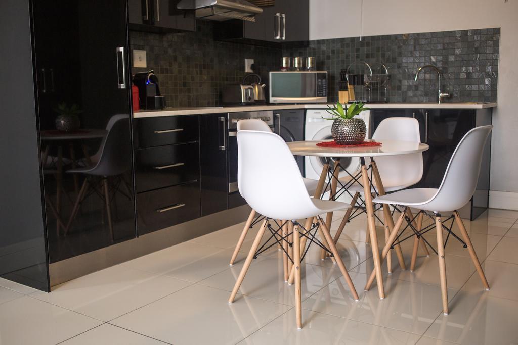 Apartment 64 At 77 On Independence Ave Windhoek Dış mekan fotoğraf